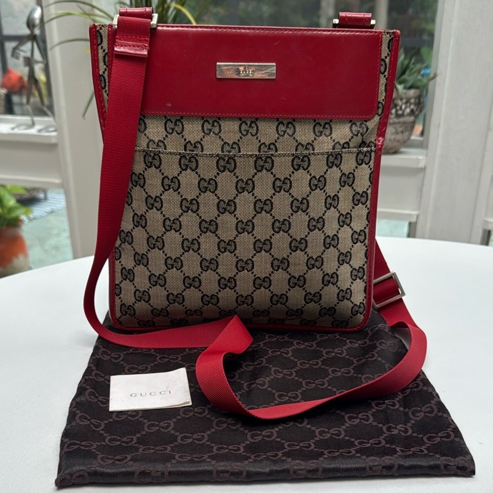 Authentic Gucci GG Monogram Leather & Canvas Crossbody, Care Card & Dust Bag - Picture 14 of 16